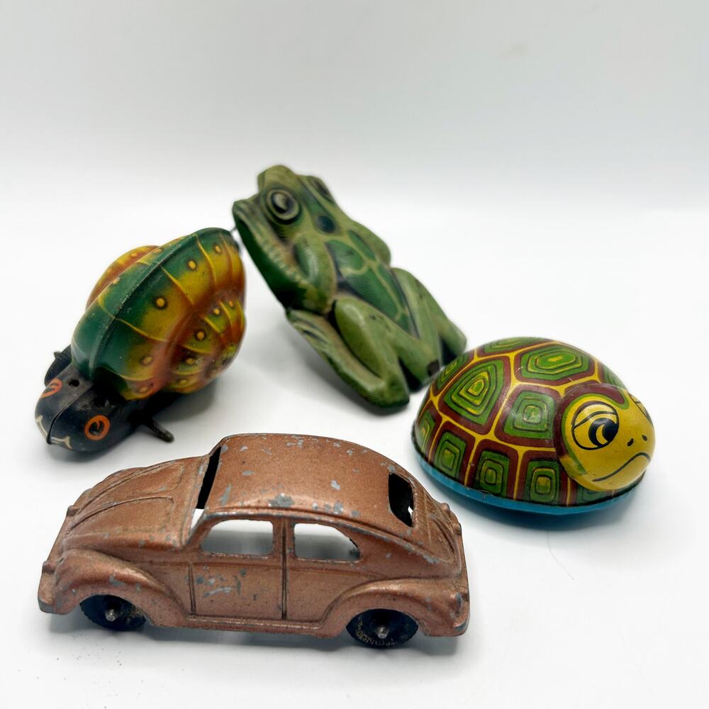 Vintage Metal Tin Toy Lot for Parts / Restoration Lot of 4